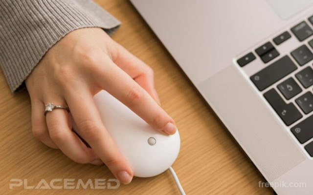 Souris étanches : un accessoire incontournable pour les professionnels de la santé