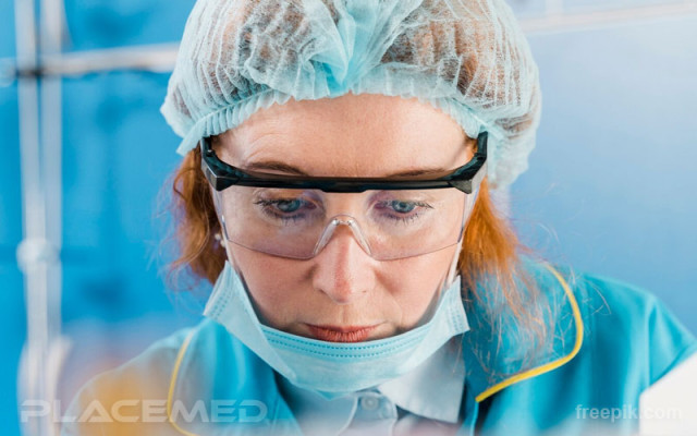 Medical Protective Glasses: Safety & Comfort for Healthcare Professionals