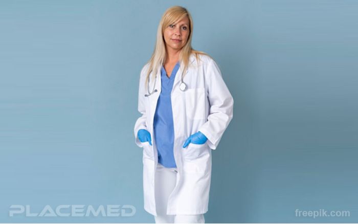 The Different Types of Medical Gowns and Their Uses