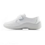 Anti-slip hospital shoe MyCodeor: medical support and comfort