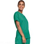 Women's V-neck medical tunic - Polyester and cotton poplin - Comfortable - Surgical Green