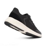 Unisex Slip-Resistant, Water-Repellent, and Breathable Sneakers - Suecos Vinter - Black and White